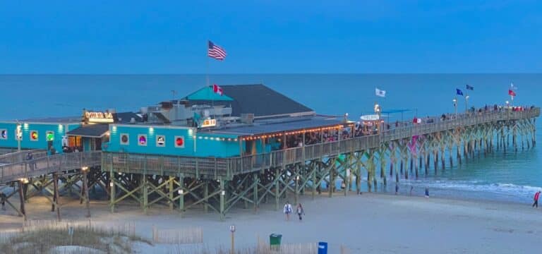 pier 14 restaurant img1 1 768x360