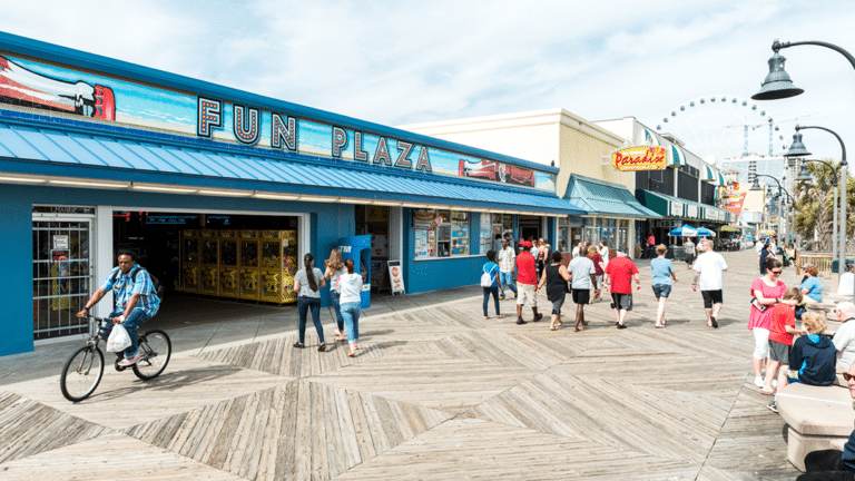 fun plaza img4 768x432