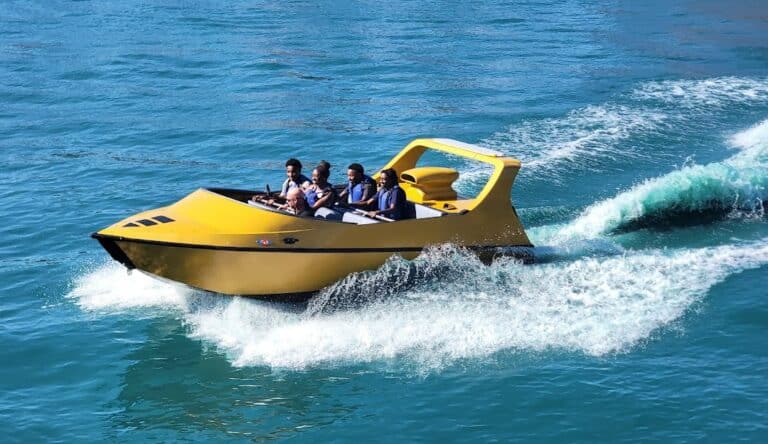 beach rider jet boat 1 768x444