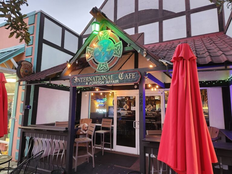 international cafe 1 768x576