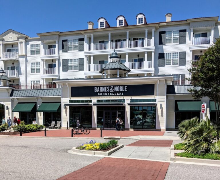 barnes and noble 1 768x628