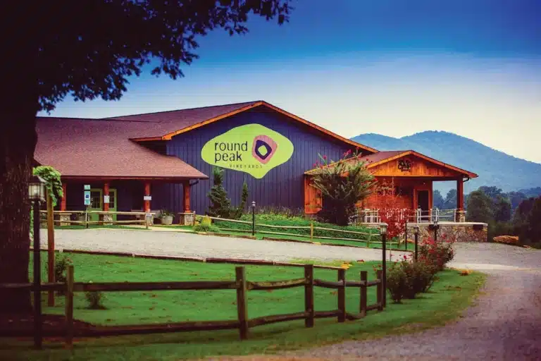 round peak vineyards 1 768x512