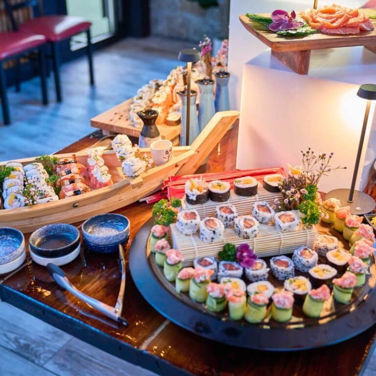 Bistro B 2 768x768