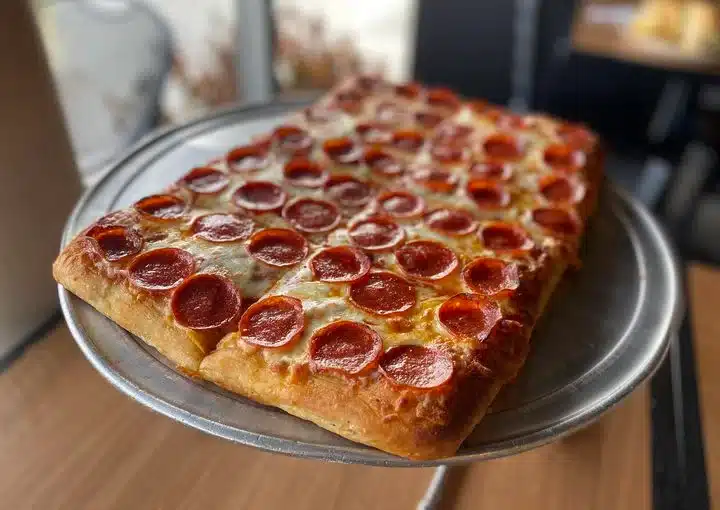 Michaels Pizza 5