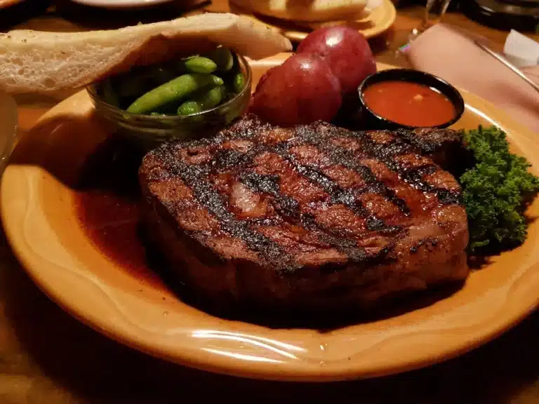 Flamingo Grill 1 768x576