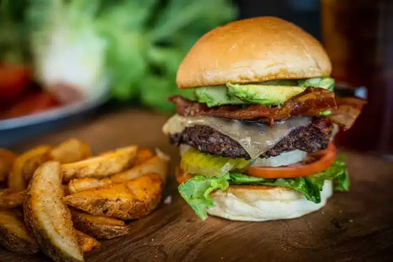 Fuddruckers 1 768x512