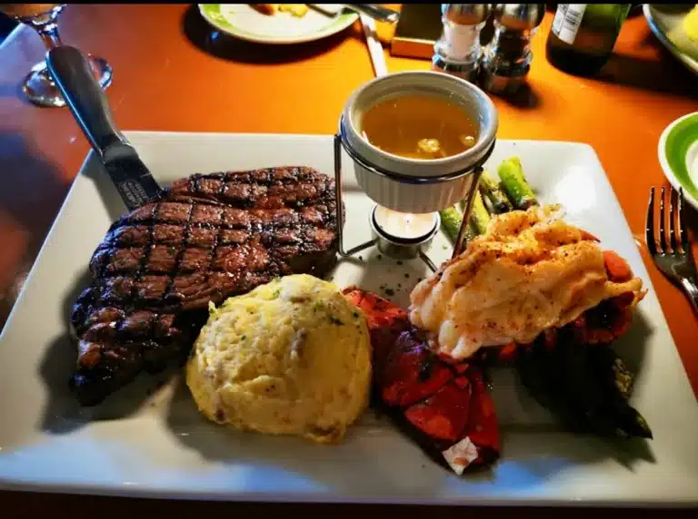 Carolina Seafood Steak 1 768x572