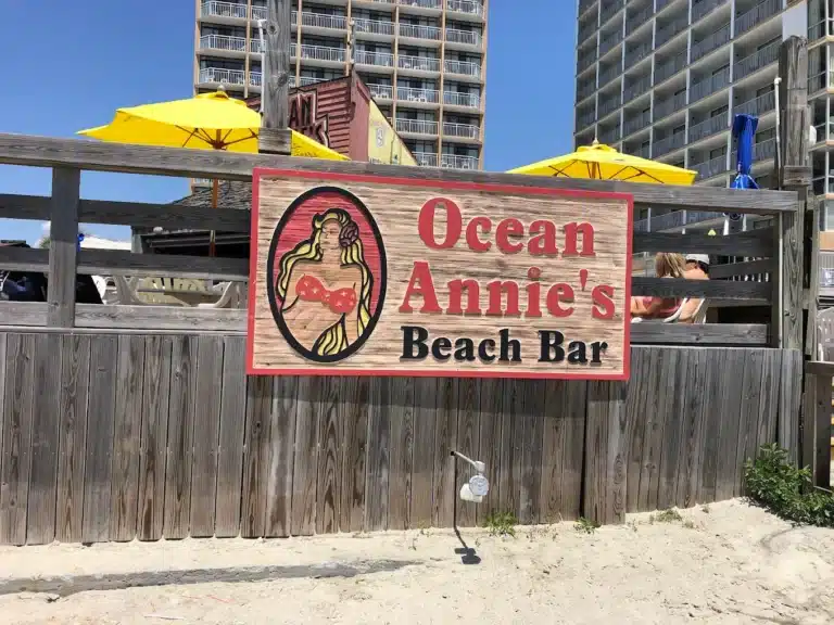 Ocean Annies Beach Bar 1 768x576